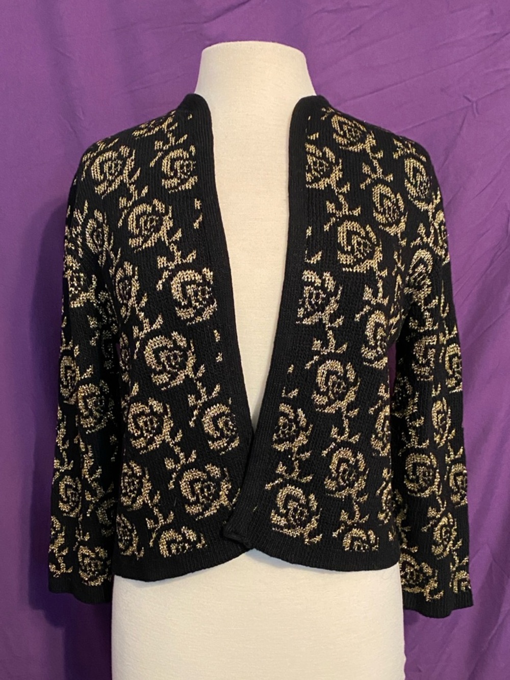 Vintage 1960s Sally Gee Black Knit Open Cardigan with Gold Roses. Size M.